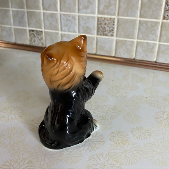 Vintage Yorkshire Terrier Yorkie dog figurine porcelain bone China . - Picture 6 of 6